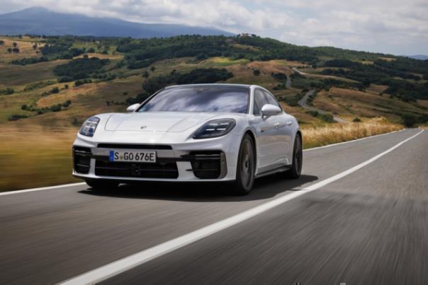 Porsche Panamera Turbo S E-Hybrid.  Foto: Autoren-Union Mobilität/Porsche